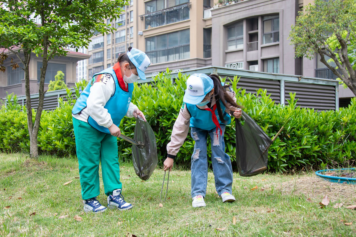 mmexport1651288572098 mmexport1651288572098